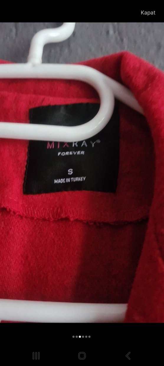 Kemerli Kırmızı Kadın Uzun Kaban - Görsel 3