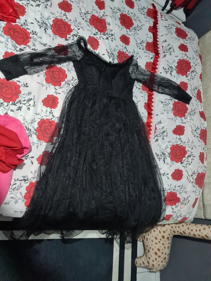 Siyah uzun abiye bana bol geliyo oyuzden guzel durmadı  lbeden - Görsel 4