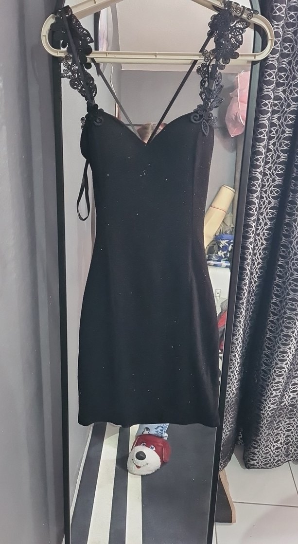 Dantel Detaylı Siyah Midi Strappy Elbise - Görsel 3