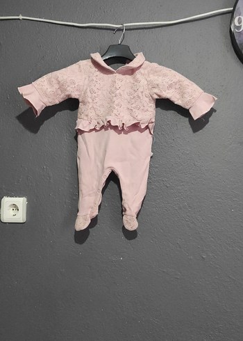 LC Waikiki Dantel Detaylı Pembe Bebek Kız Tulumu