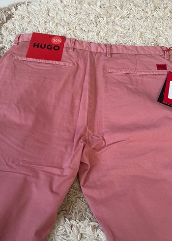 Hugo Pembe Pamuklu Erkek Şort - Görsel 3