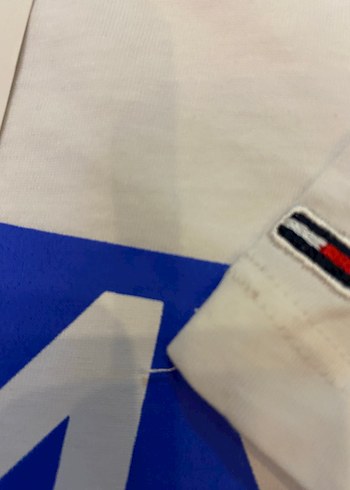 Tommy Hilfiger Beyaz Baskılı Kısa Kollu Tişört - Görsel 2