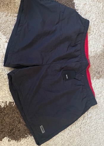 Siyah Mini Bol Kesim Erkek Şort - Görsel 2