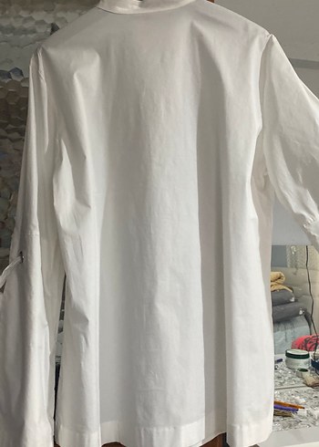 Pamuklu Beyaz Uzun Kollu Düğmeli Kadın Gömlek - Görsel 6