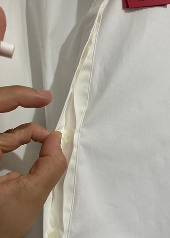 Pamuklu Beyaz Uzun Kollu Düğmeli Kadın Gömlek - Görsel 5