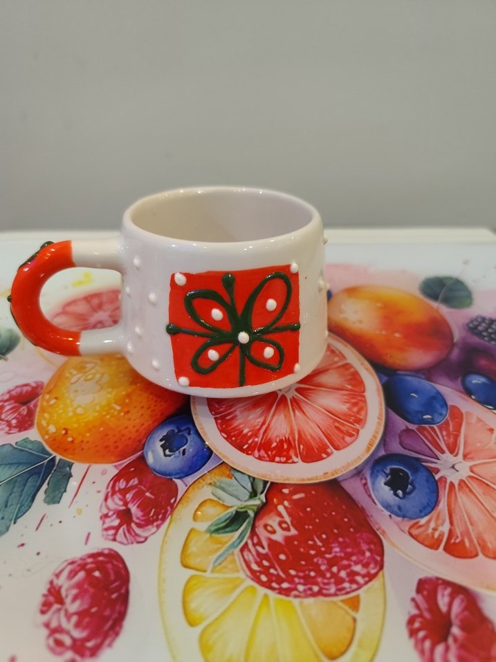 Renkli Desenli Beyaz Seramik Fincan - Görsel 2