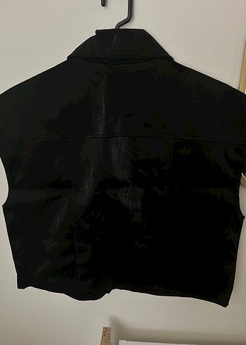 Siyah Deri Kemerli Kolsuz Biker Ceket - Görsel 5