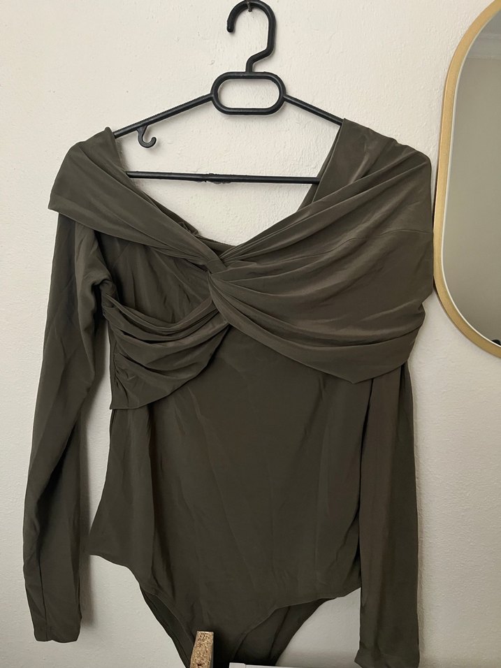 Omuz Detaylı Kadın Bluz - Haki - Görsel 3
