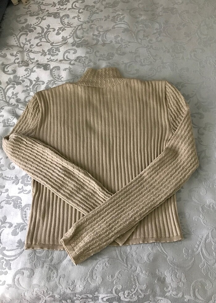 Krem Rengi Body - Görsel 4