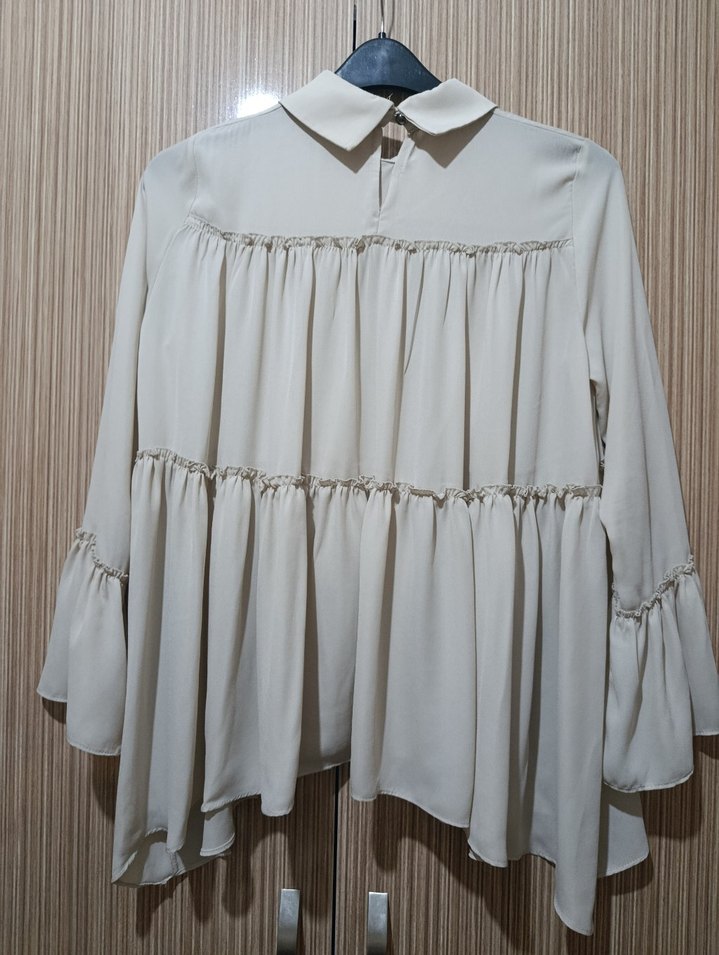 Bej Renkli Uzun Kollu Fırfırlı şifon Bluz - Görsel 2