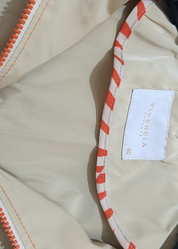 Bej Uzun Kadın Yağmurluk Fermuarlı - Görsel 4