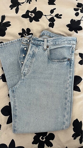 Levis jean