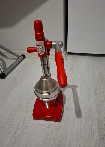 Diğer Kırmızı Manuel Meyve Sıkacağı