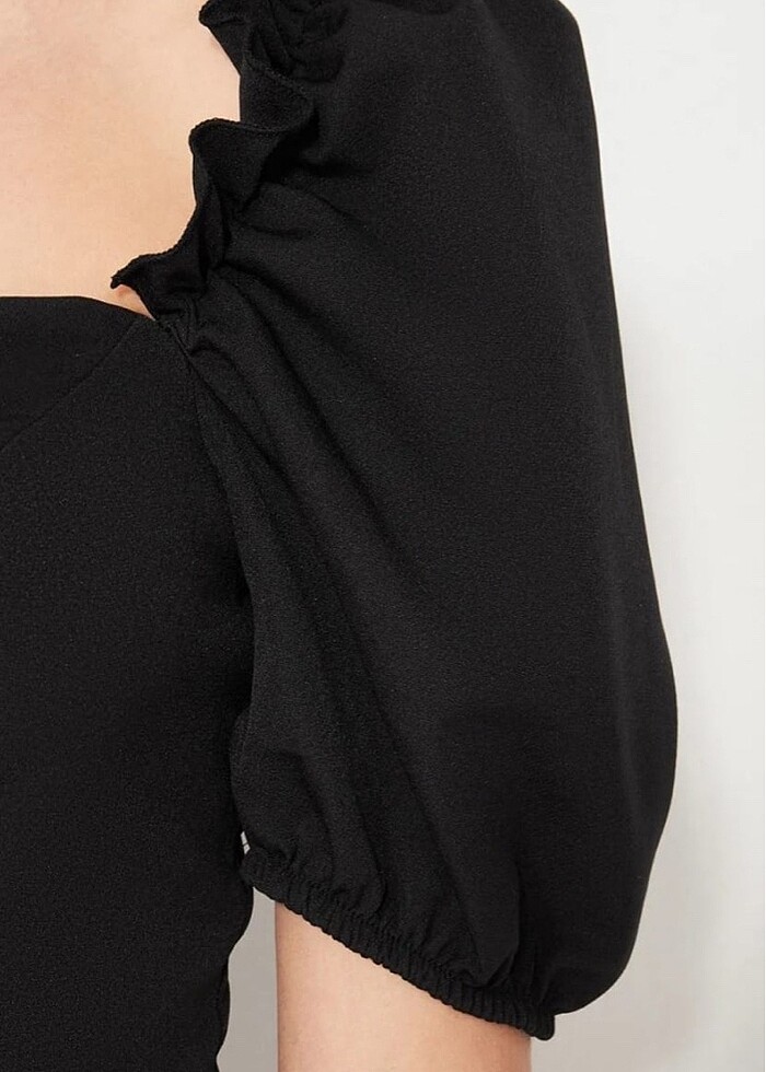 Siyah Elbise - Görsel 4