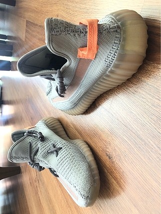 42 Beden Yeezy 350 V2 - Trueform