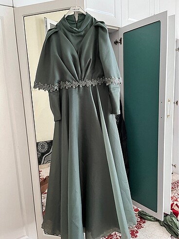 Yeşil abiye