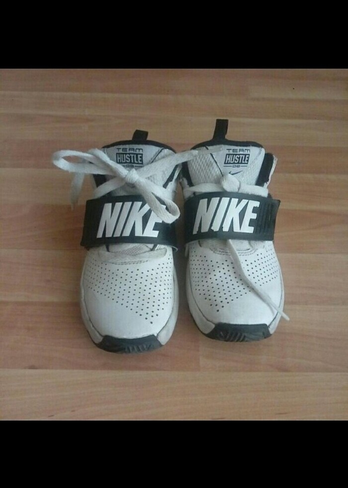 Orjinal Nike basket ayakkabısı 29.5 no - Görsel 3