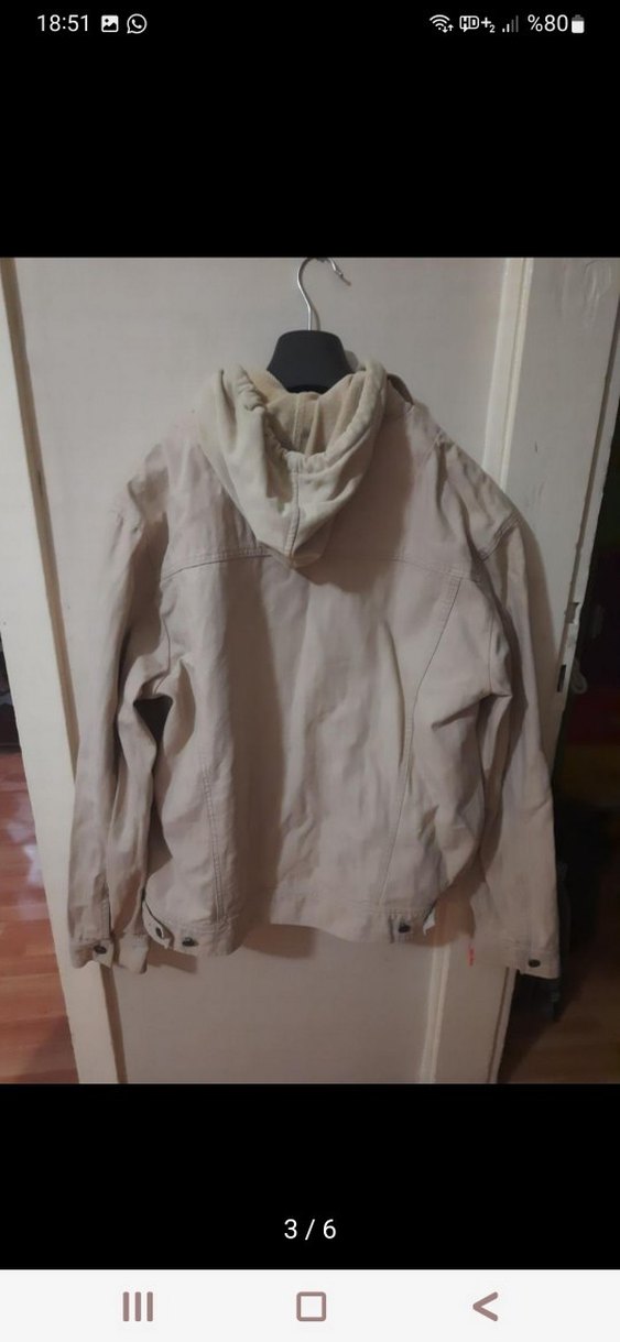 Düğmeli Bej yelekli erkek mont - Görsel 3