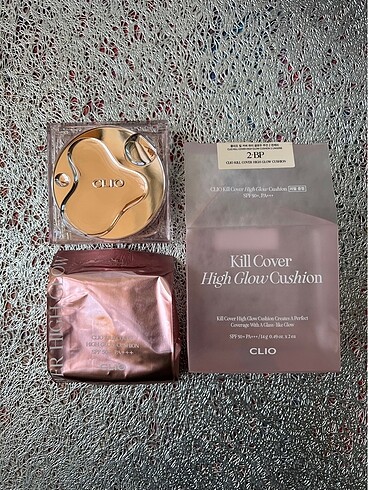 Clio High Glow Cushion-2