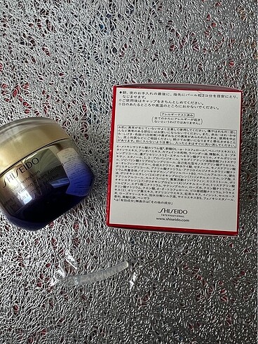 Beden Renk Uplifting and Firming Cream Enriched-50ml