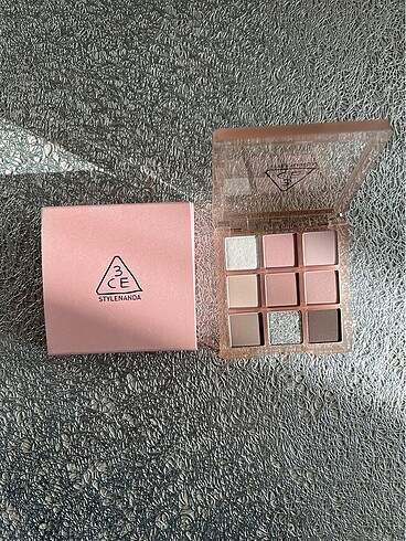 Beden Renk 3CE Multi Eye Color Palette