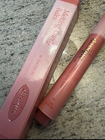Beden DASIQUE Melting Candy Balm-3
