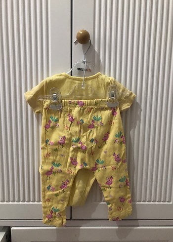 Sarı Desenli Kız Bebek Kısa Kollu Takım - Görsel 2