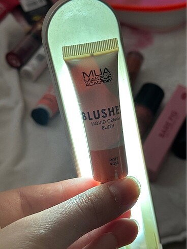  Beden makeup academy mystic rose allık