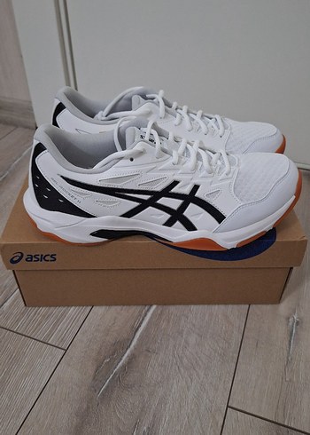 Asics 44