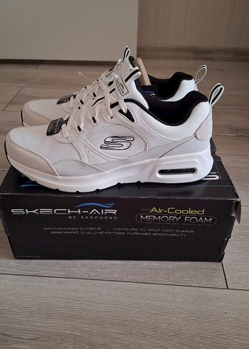 FIYATI 2500 TL.Skechers Skech-Air Court Erkek Spor Ayakkabısı - Görsel 2