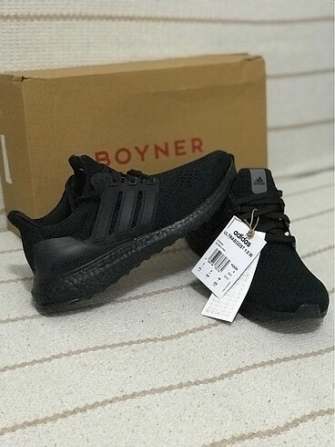 38 Beden siyah Renk ADİDAS ULTRABOOST 1.0 AYAKKABI