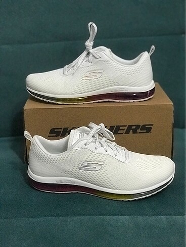 Skechers AİR Beyaz Kadın Spor Ayakkabı