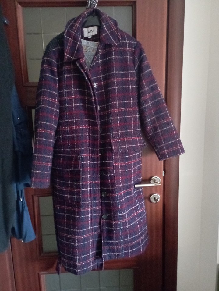 Bordo Ekose Desenli Kemerli Kadın Yün Kaban - Görsel 2