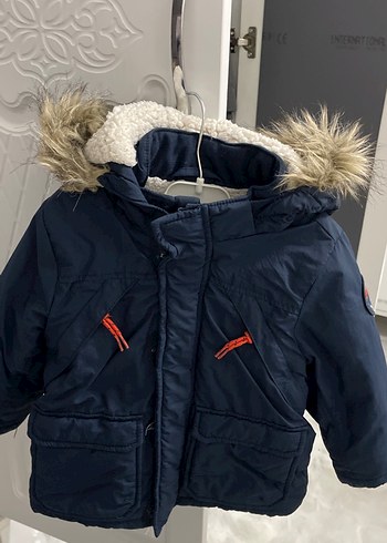 Kürklü Kapüşonlu Erkek Çocuk Mont