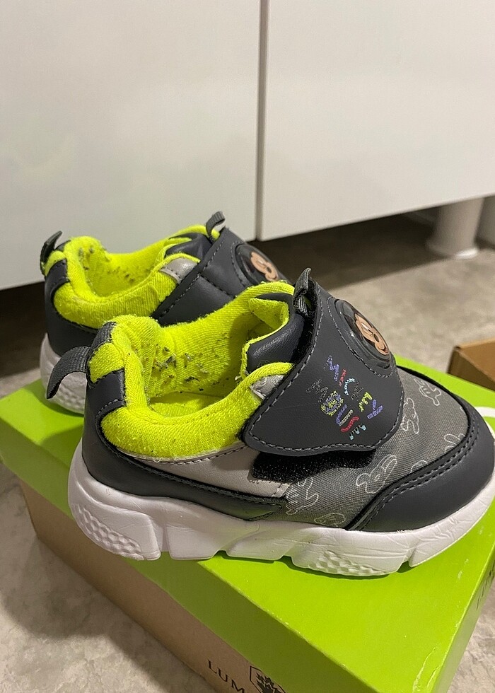 Çocuk spor ayakkabı - Görsel 3