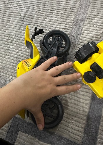 Sarı Oyuncak Motorsiklet ve İş Makinesi - Görsel 7