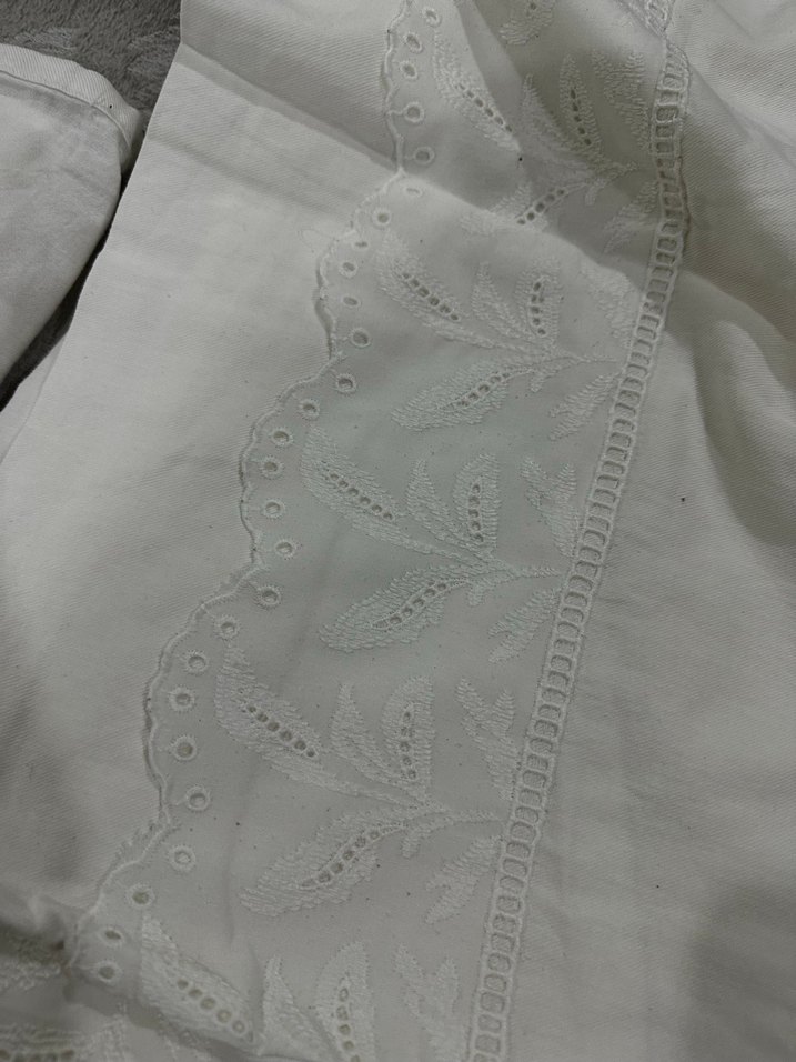 Dantel Detaylı Beyaz Nevresim Takımı - Görsel 3