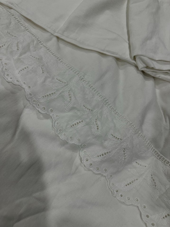 Dantel Detaylı Beyaz Nevresim Takımı - Görsel 2