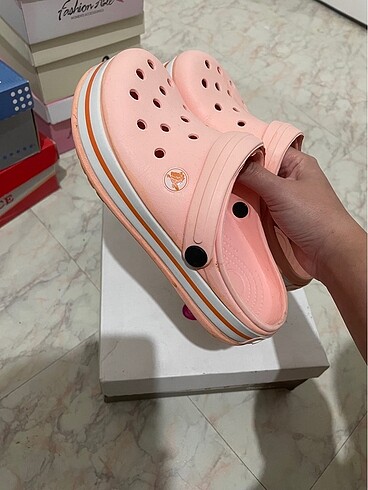 Crocs terlik
