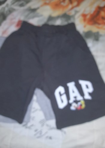 GAP Erkek Çocuk Gri Rahat Kesim Şort