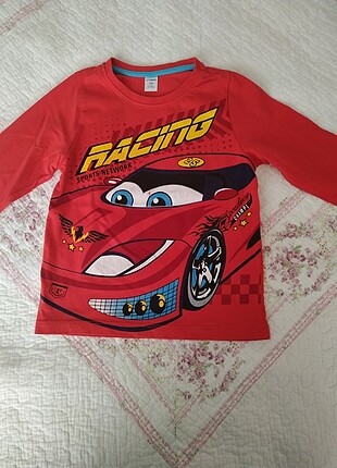 Erkek çocuk sweatshirt.