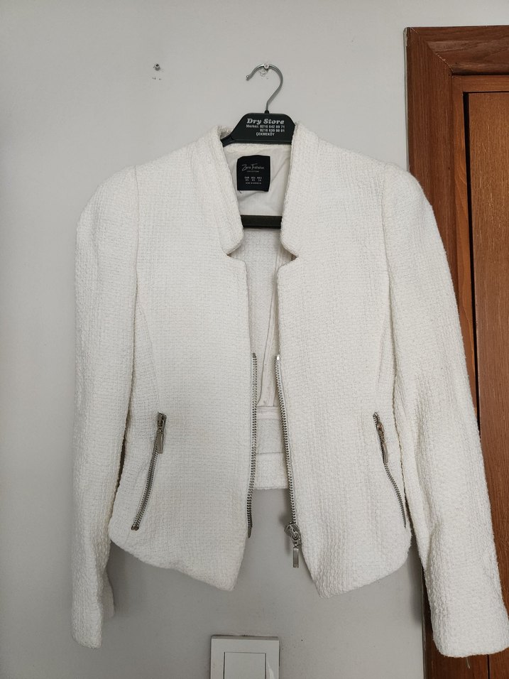 Zara Beyaz Ceket Fermuarlı - Görsel 2