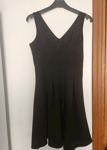 Quzu Collection V Yaka Siyah Kolsuz Elbise - Görsel 3