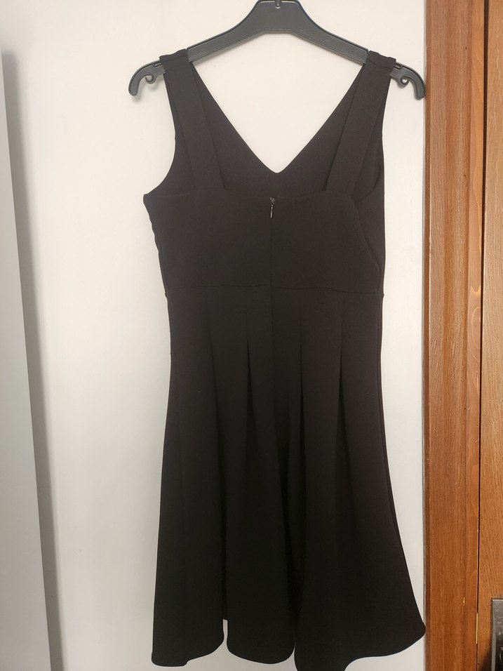 Quzu Collection V Yaka Siyah Kolsuz Elbise - Görsel 3