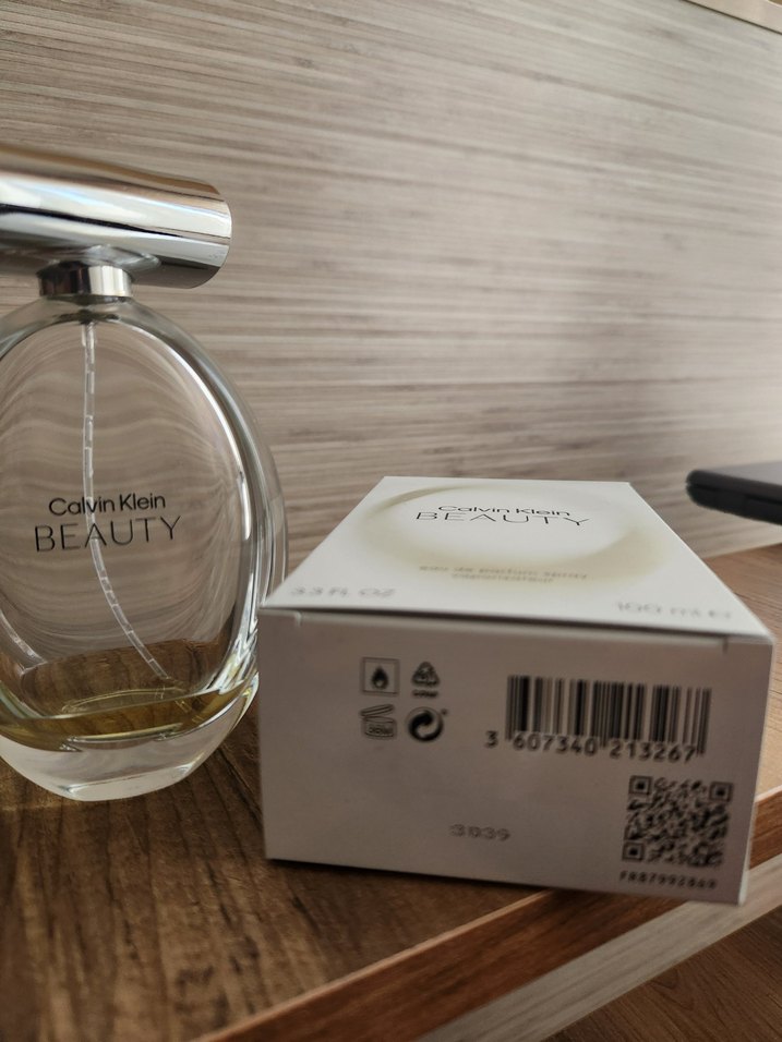 Calvin Klein Beauty Kadın Parfümü - Görsel 3