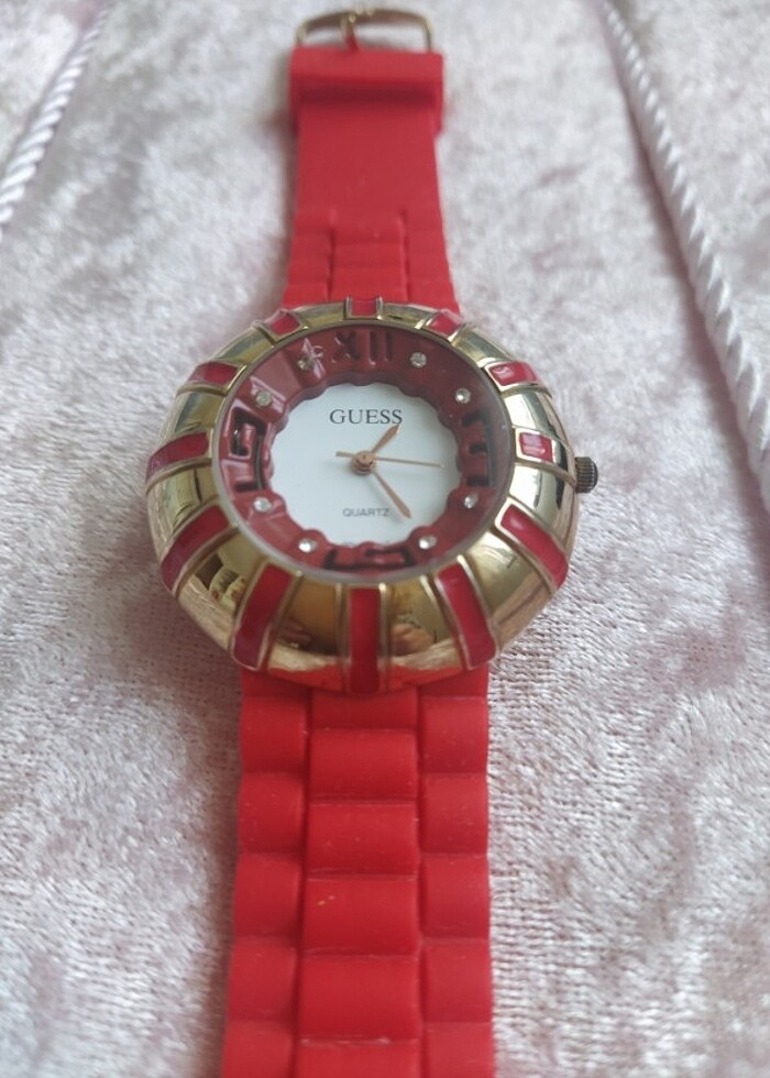 Guess saat  - Görsel 3