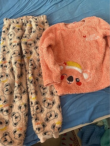 LCW kız çocuk peluş pijama takımı - Görsel 5