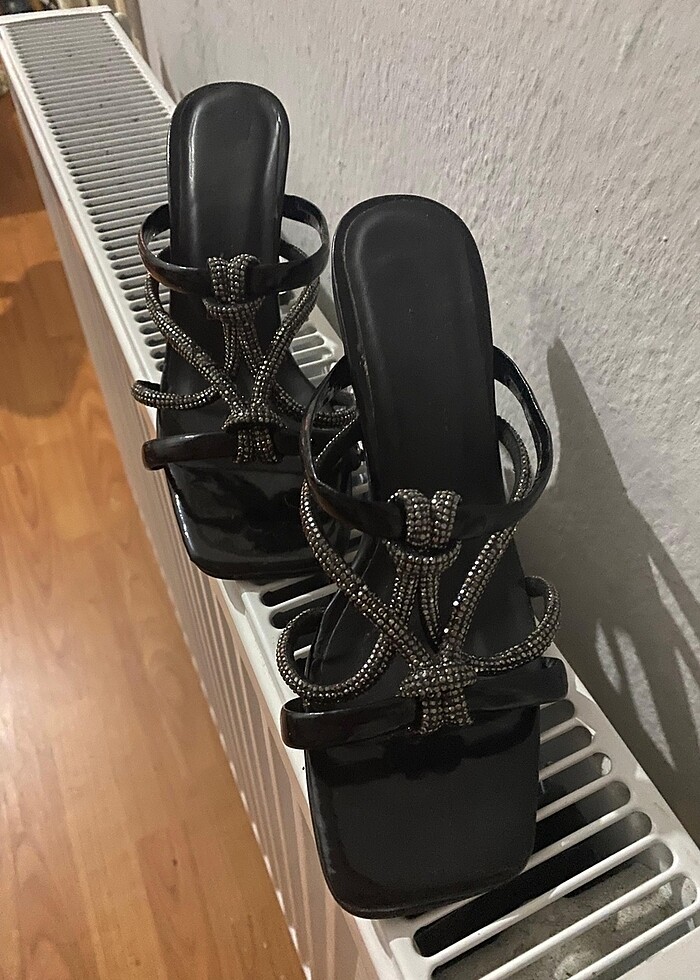 Poulmark şeffaf taban abiye terlik - Görsel 2