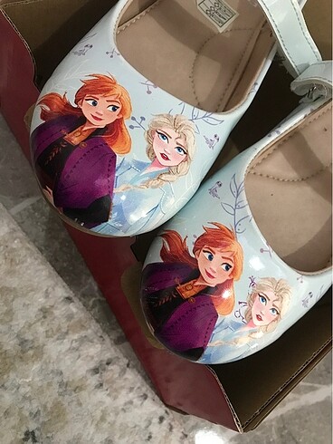 LC Waikiki Frozen elsa anna babet