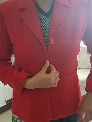 Kaşe kırmızı ceket 
